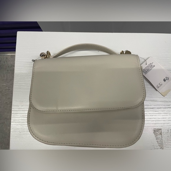 H&M Handbags - H&M Elegant Cream Shoulder Bag
